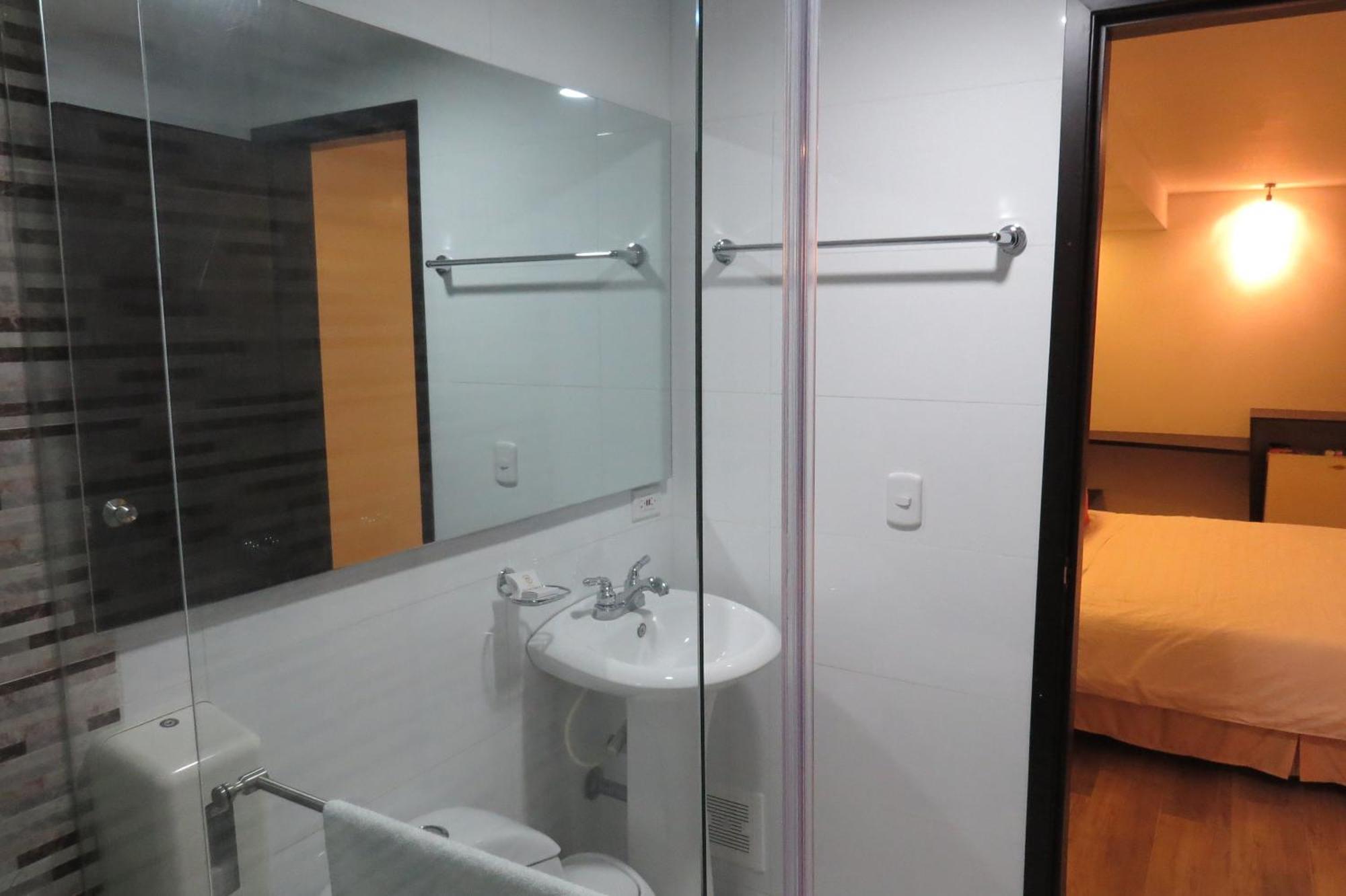 Hotel Leon Dorado Bucaramanga Chambre photo