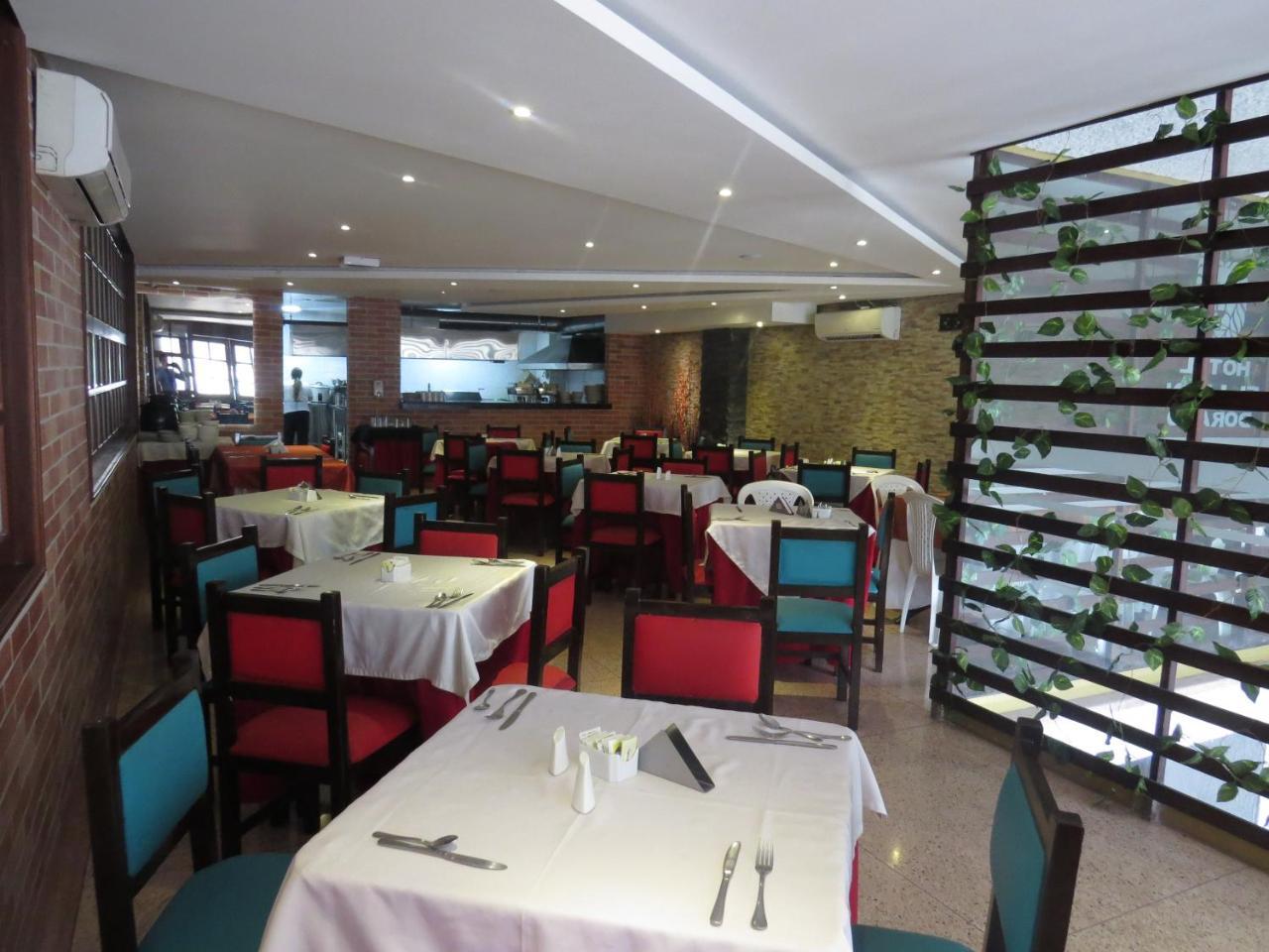 Hotel Leon Dorado Bucaramanga Extérieur photo
