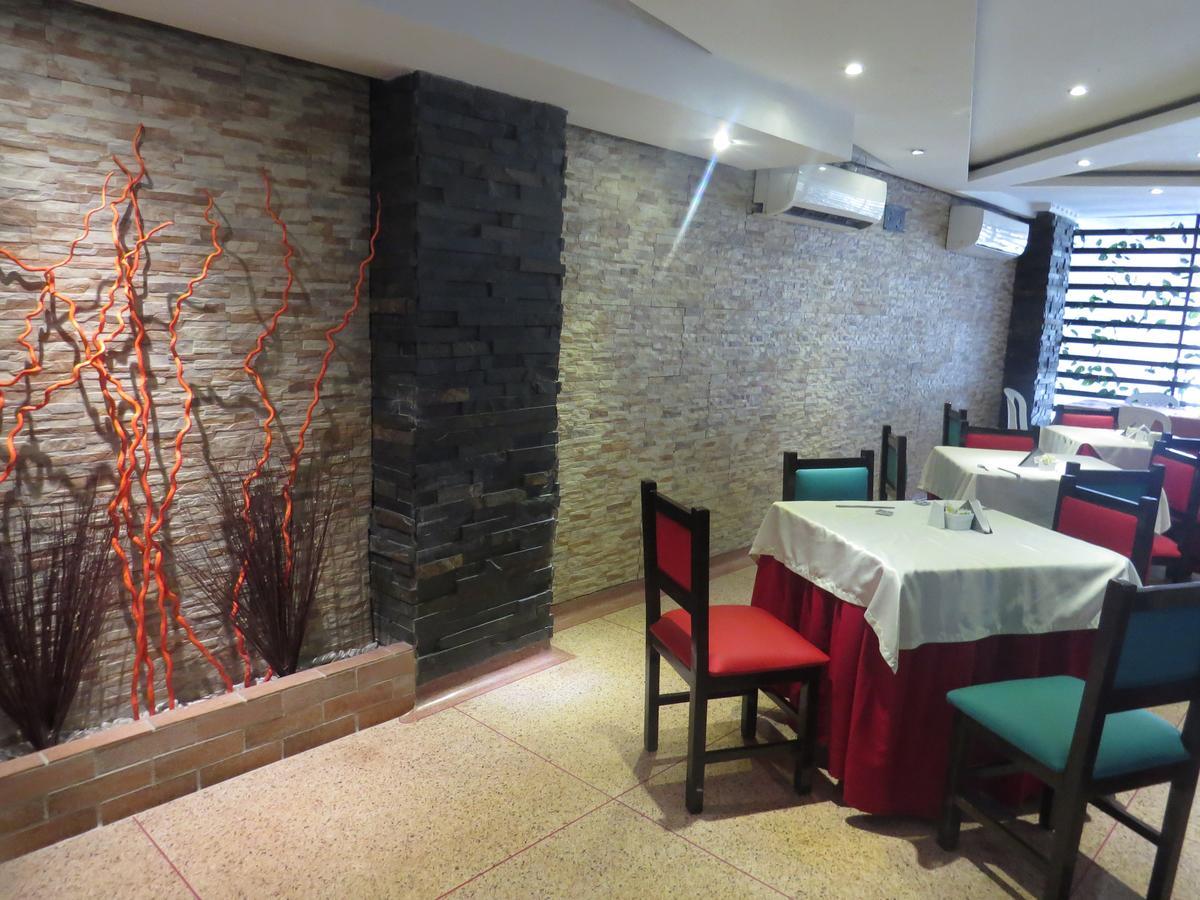 Hotel Leon Dorado Bucaramanga Extérieur photo