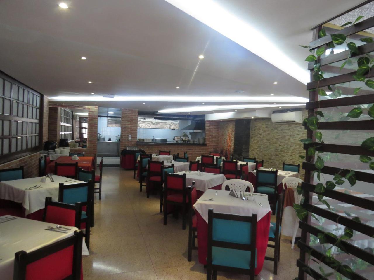 Hotel Leon Dorado Bucaramanga Extérieur photo