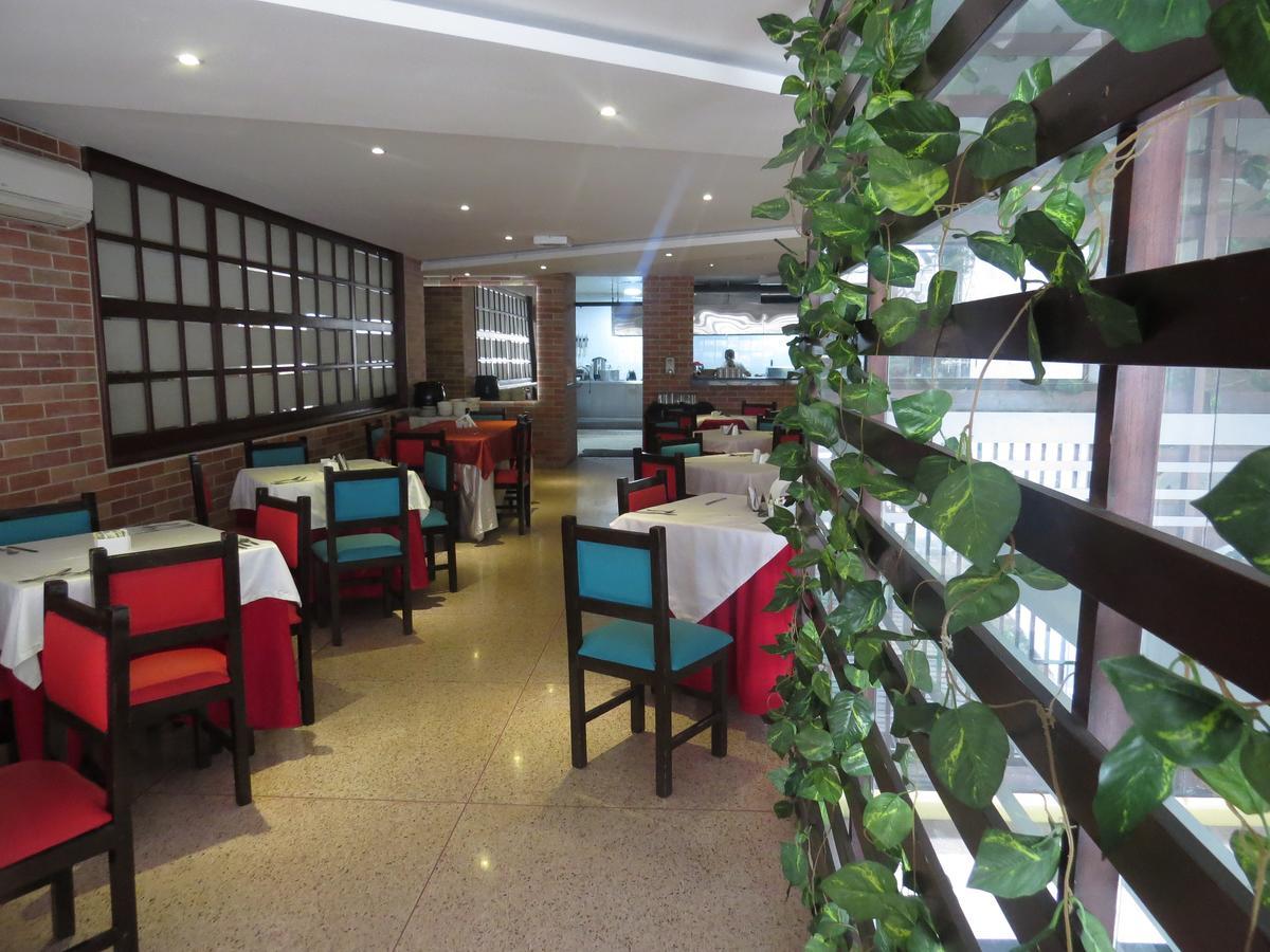 Hotel Leon Dorado Bucaramanga Extérieur photo