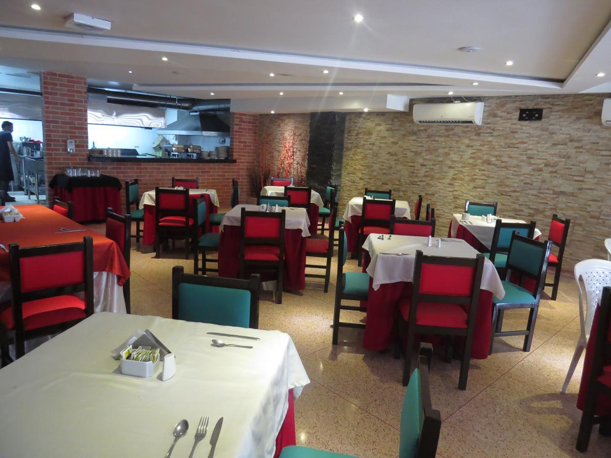 Hotel Leon Dorado Bucaramanga Extérieur photo