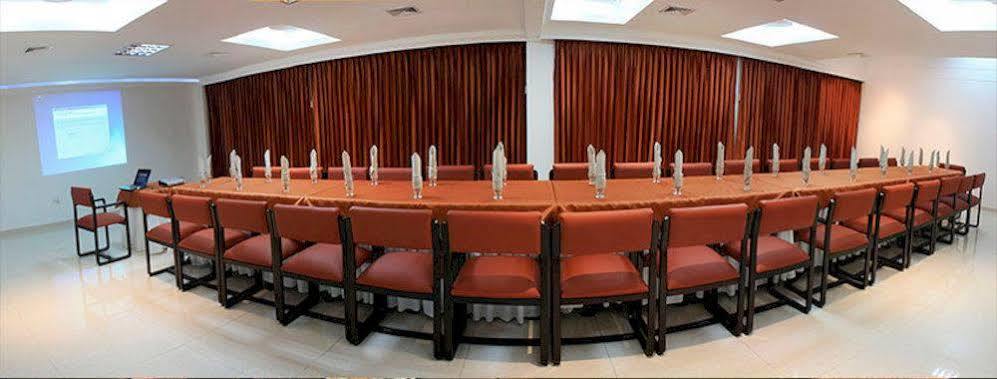 Hotel Leon Dorado Bucaramanga Extérieur photo